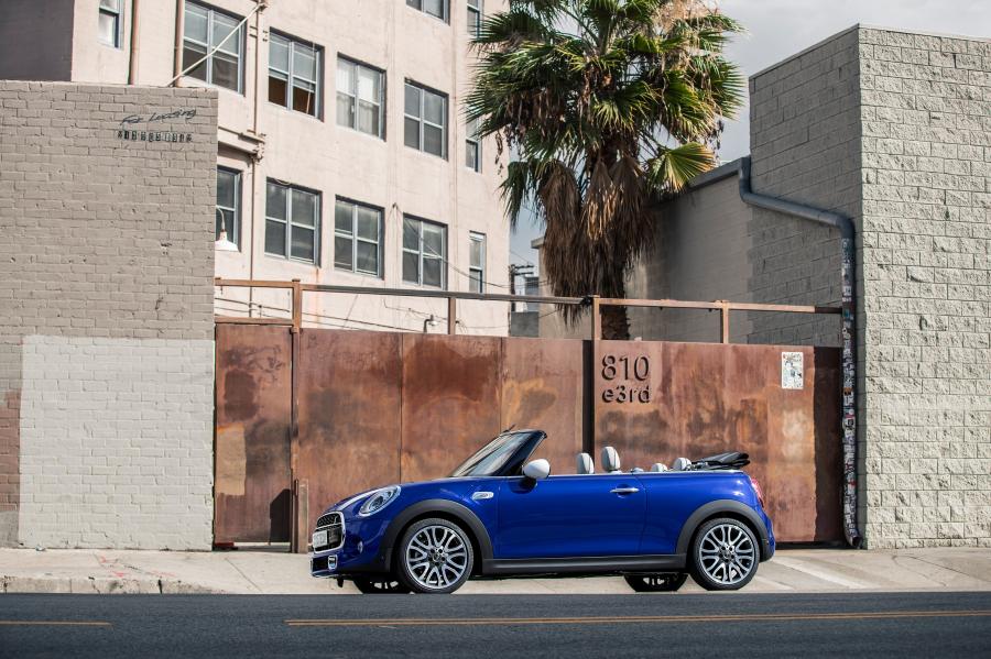  Mini Cooper S Cabrio (F57) 2018 года  (WW) (фото 107 из 222)